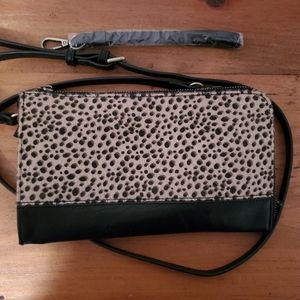 Joy Susan Crossbody/Wristlet